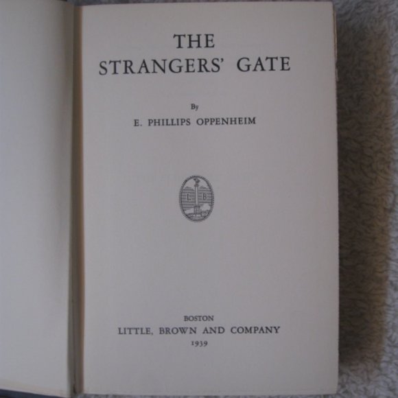 The Strangers' Gate Book - Picture 8 of 8